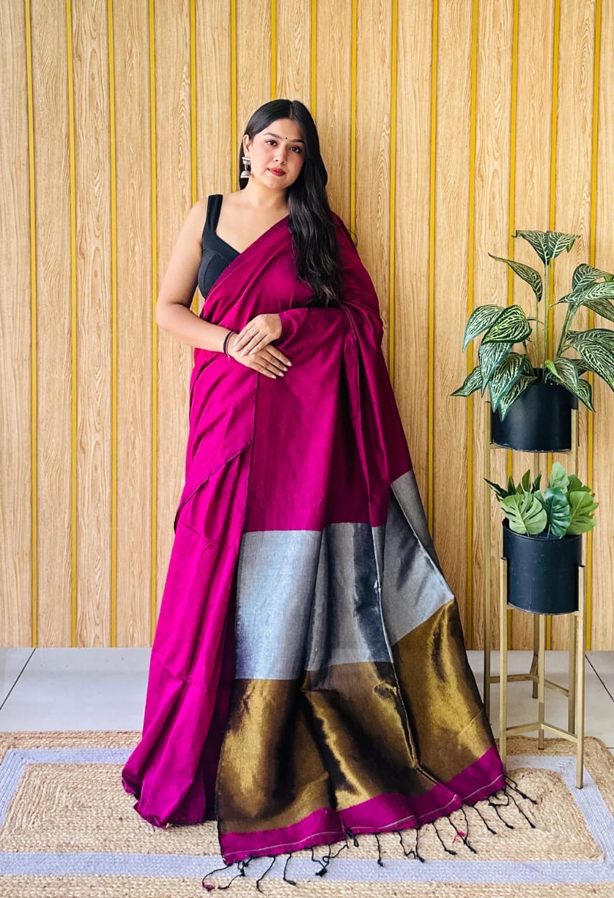 Pure soft mul cotton saree with jari pallu 