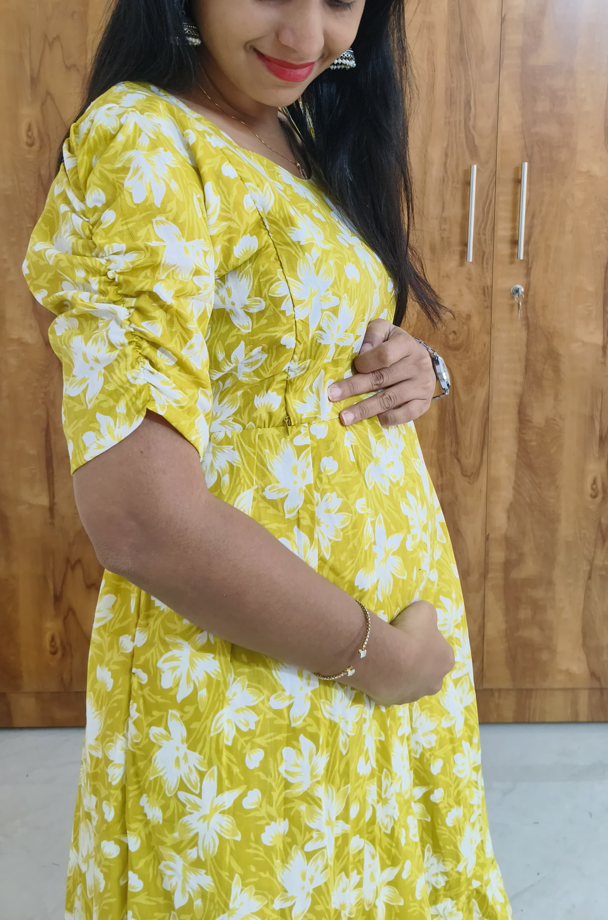 Anbarasi: Cotton stylish feeding dress with full lining 