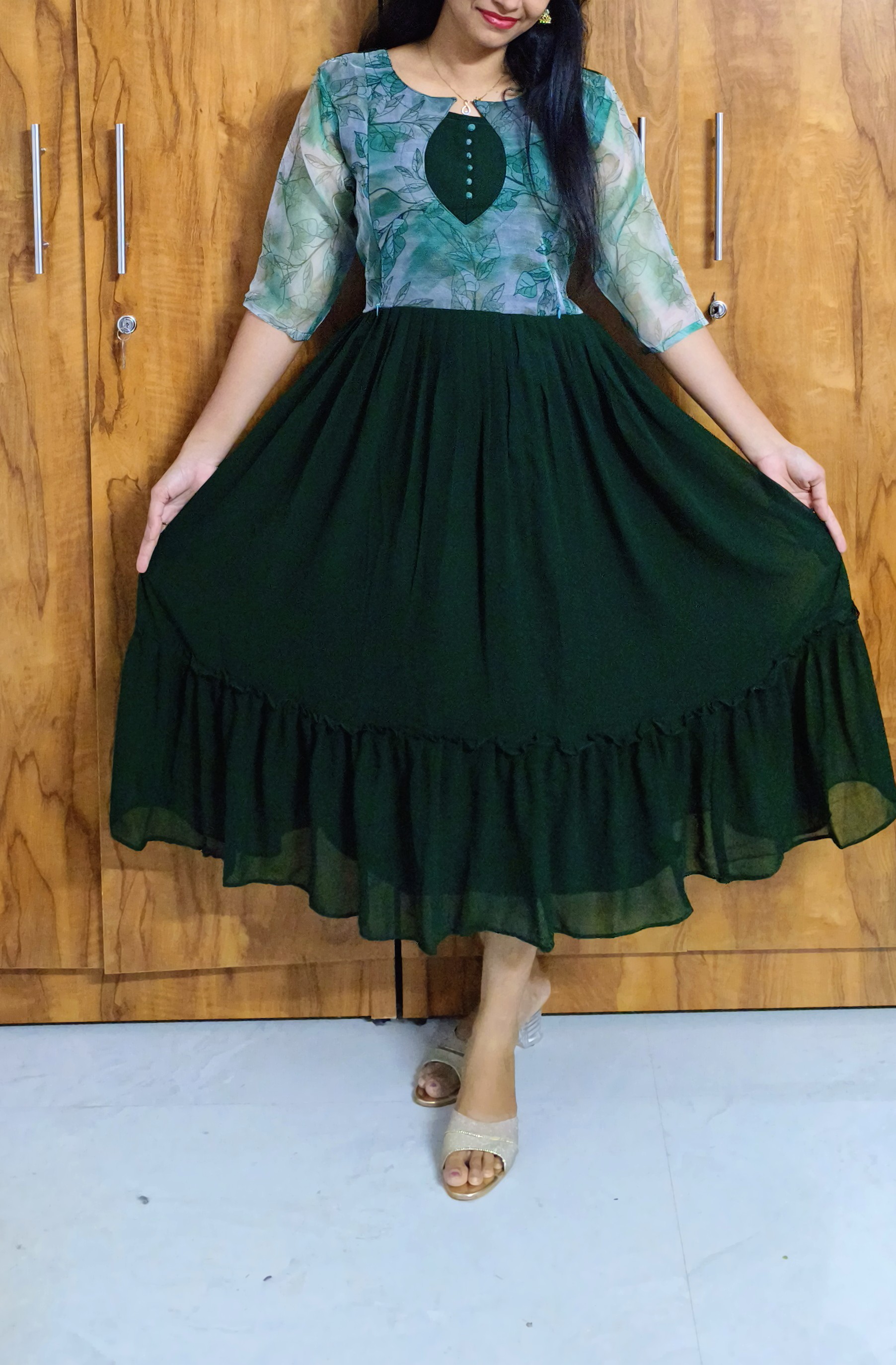 Anbarasi: Georgette & organza for maternity and feeding 