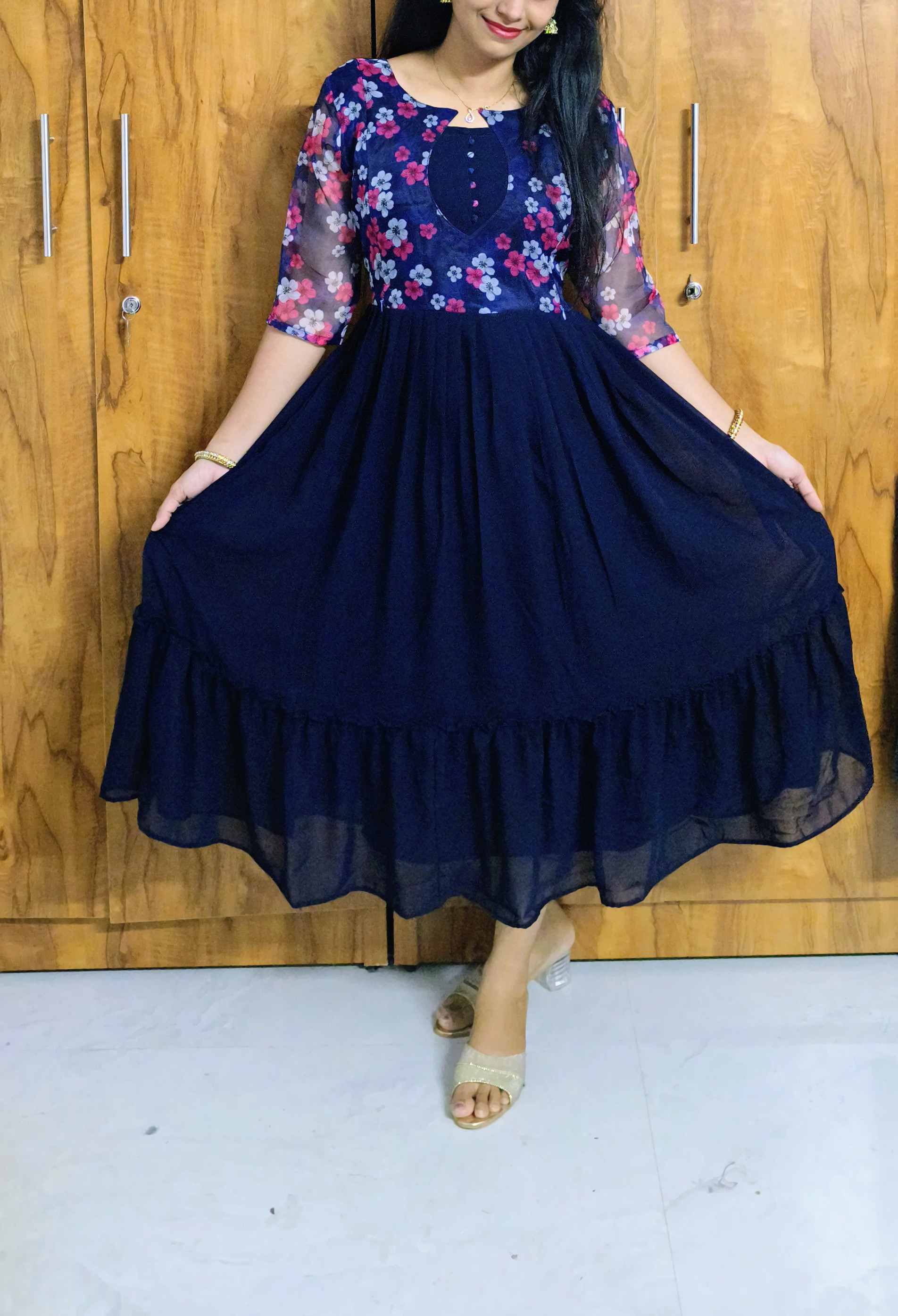 Anbarasi: Georgette & organza for maternity and feeding 