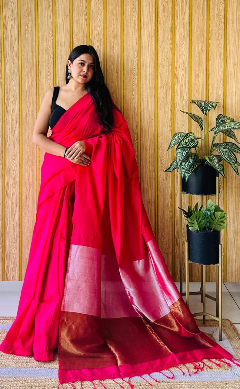 Pure soft mul cotton saree with jari pallu