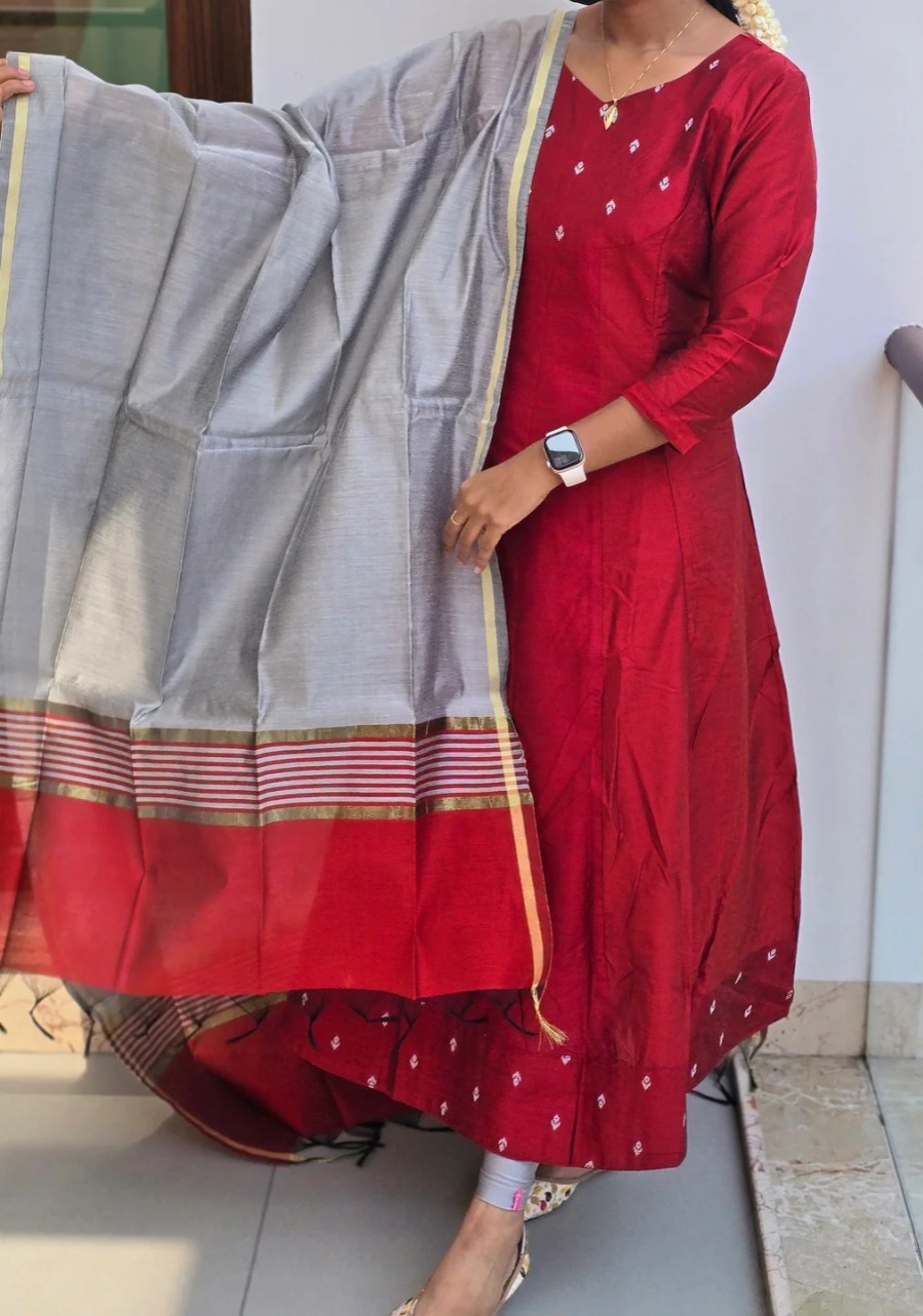 Anbarasi: Silk cotton salwar set kurti & dupatta