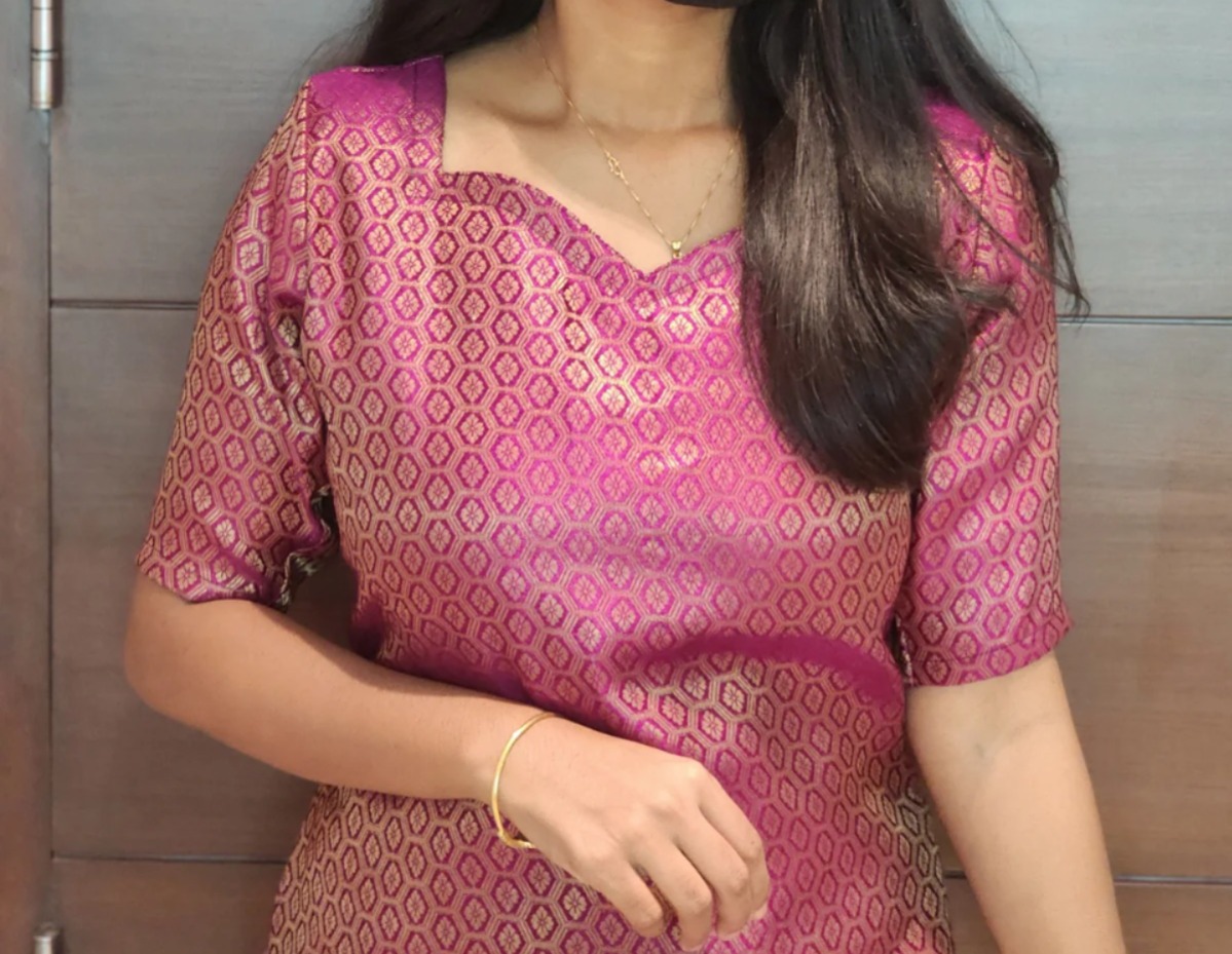 Anbarasi: Banarasi straight cut kurti 