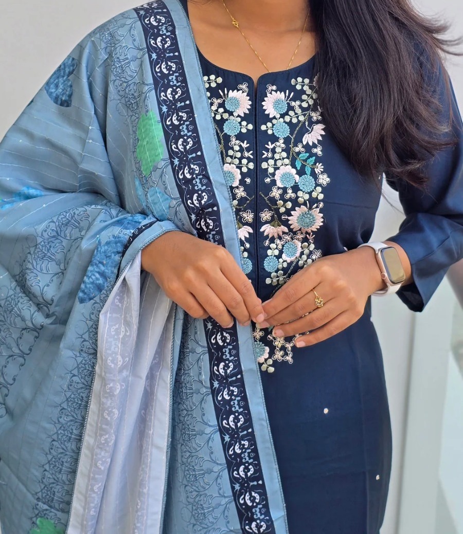 Anbarasi: Vichitra Silk Salwar Set with Dupatta – Elegant Ethnic Kurtis & Kurtas