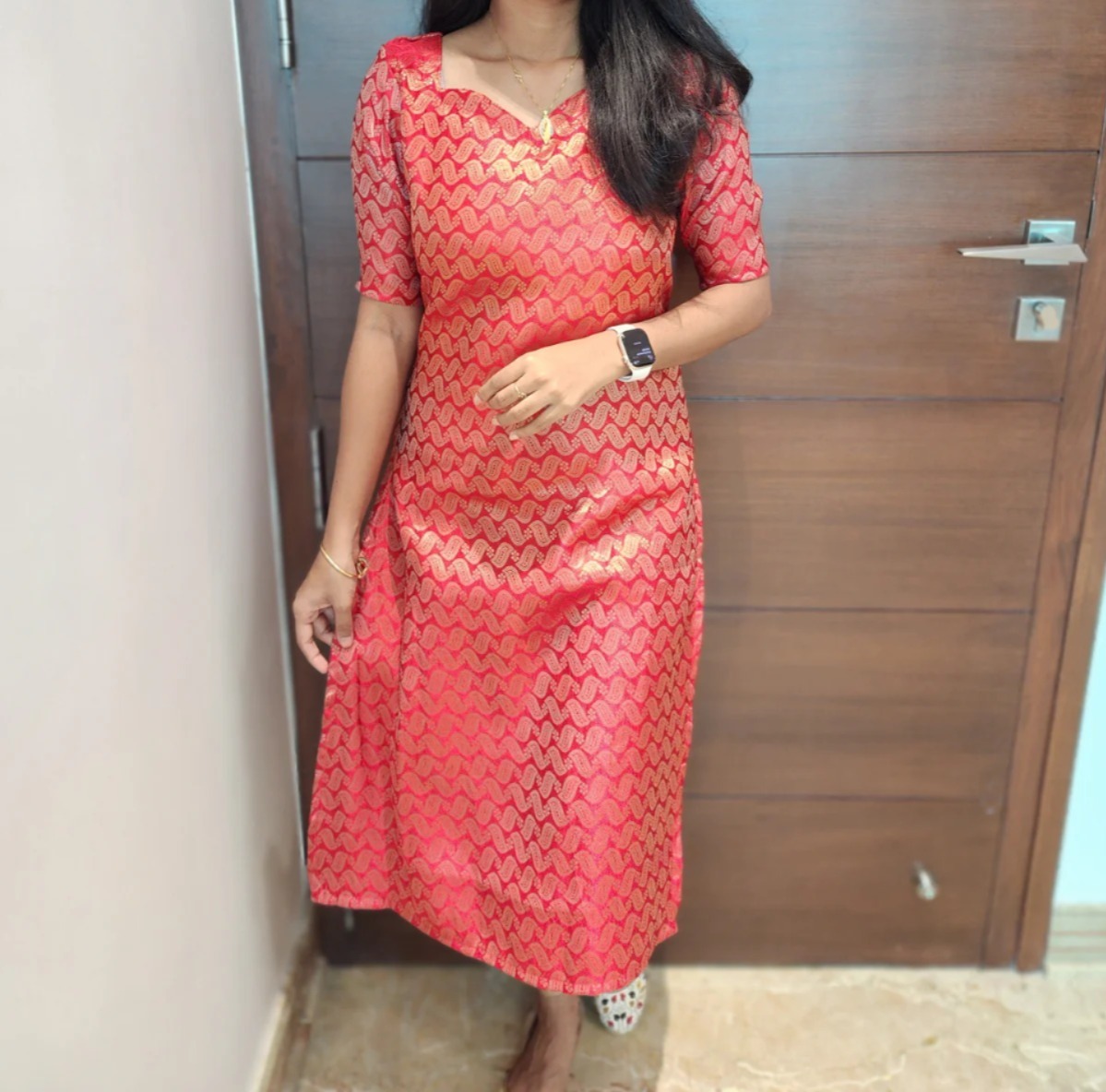 Anbarasi: Banarasi straight cut kurti 