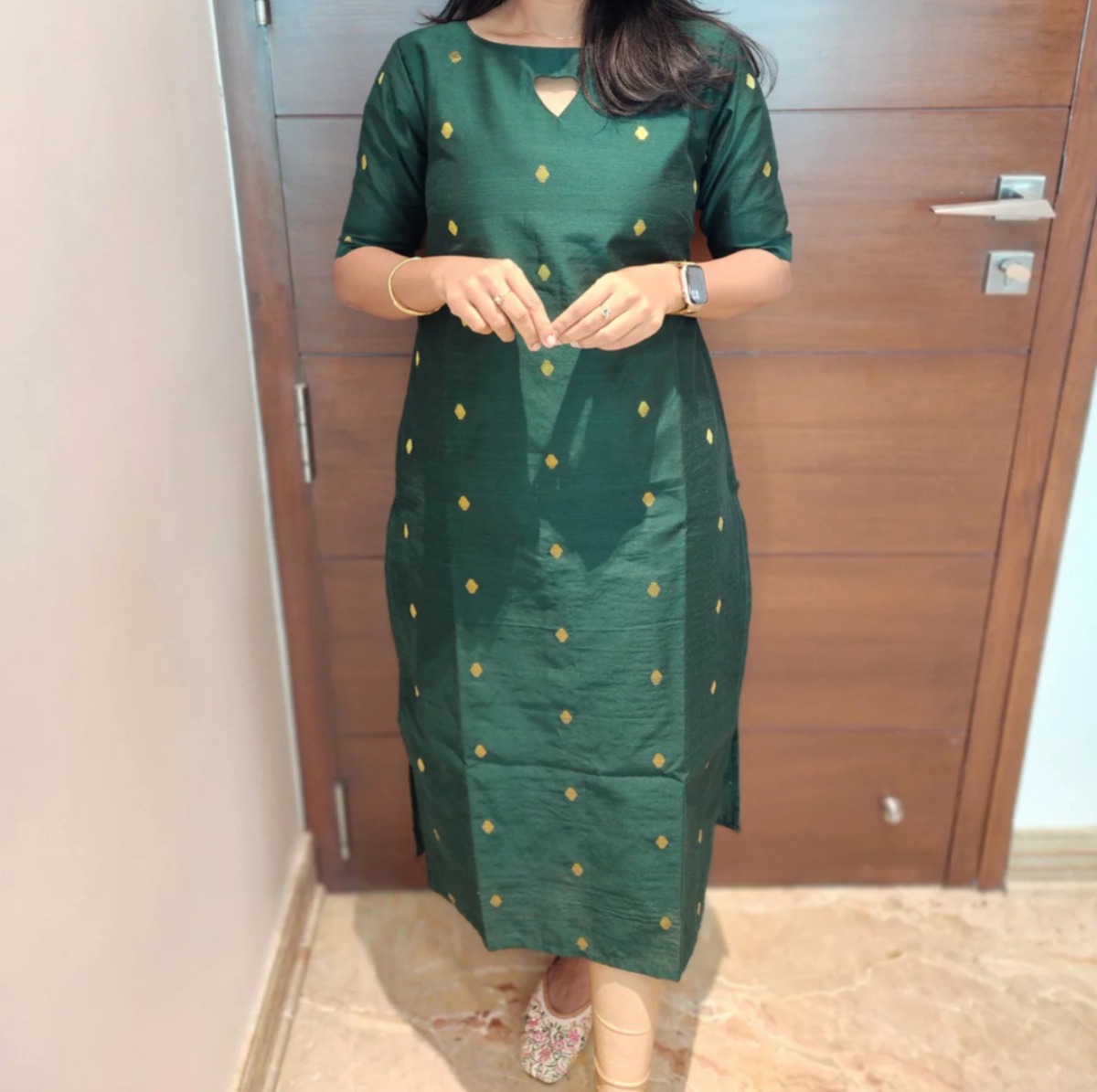 Raw Silk Straight Cut Kurti with Lining – Elegant Ethnic Kurtis & Kurtas