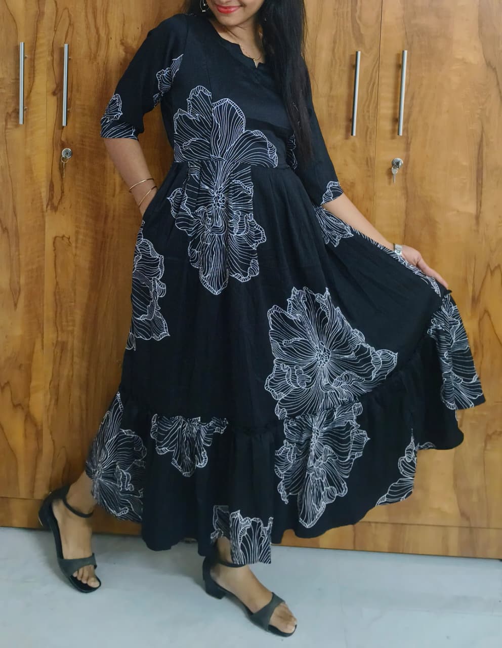 Anbarasi: Delta Crepe Maternity & Feeding Dress with Full Lining