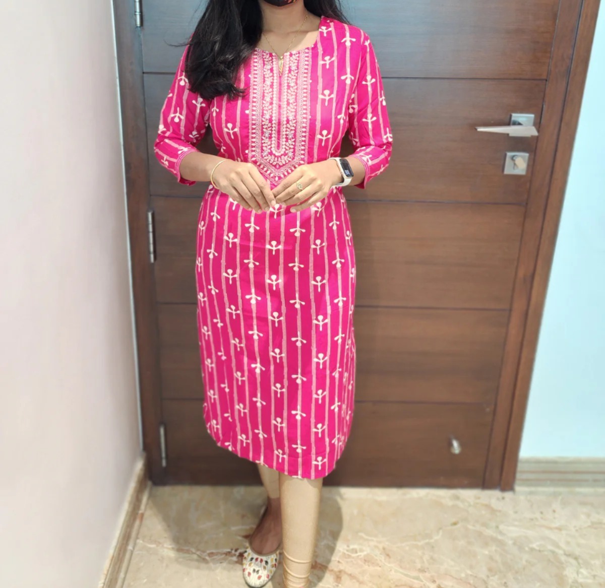 Anbarasi: Rayon Straight cut kurtis embroidery 