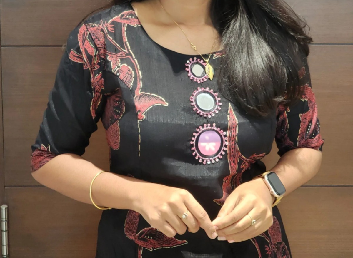 Anbarasi: Vatican Silk Co-Ord Set – Elegant Kurti & Pant Combo, Aarral India