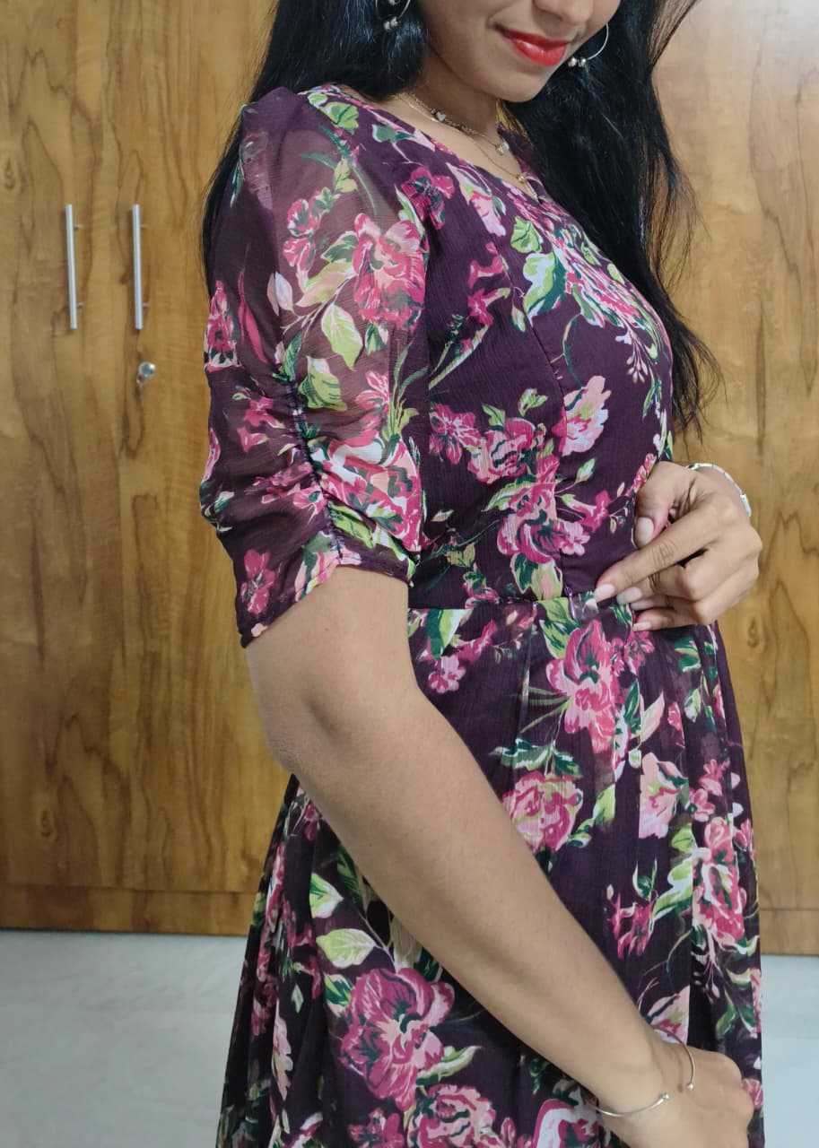 Anbarasi: Chiffon Maternity & Feeding Dress with Pocket and Invisible Zips