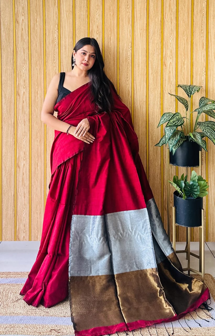 Pure soft mul cotton saree with jari pallu
