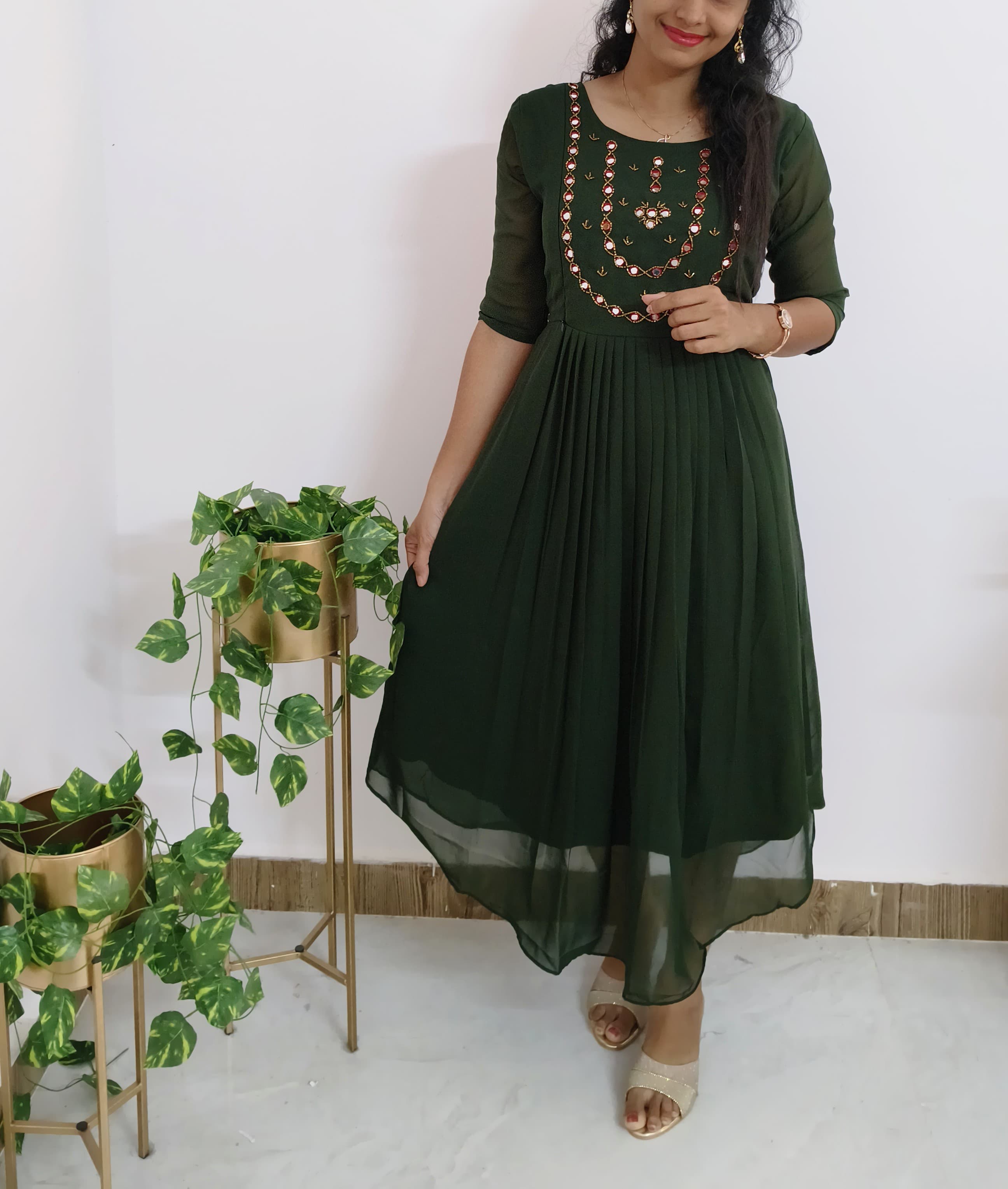 Anbarasi: Georgette Maternity Dress with Two-Side Invisible Zip - Comfortable, Feeding-Friendly Kurti (S to XXXL)