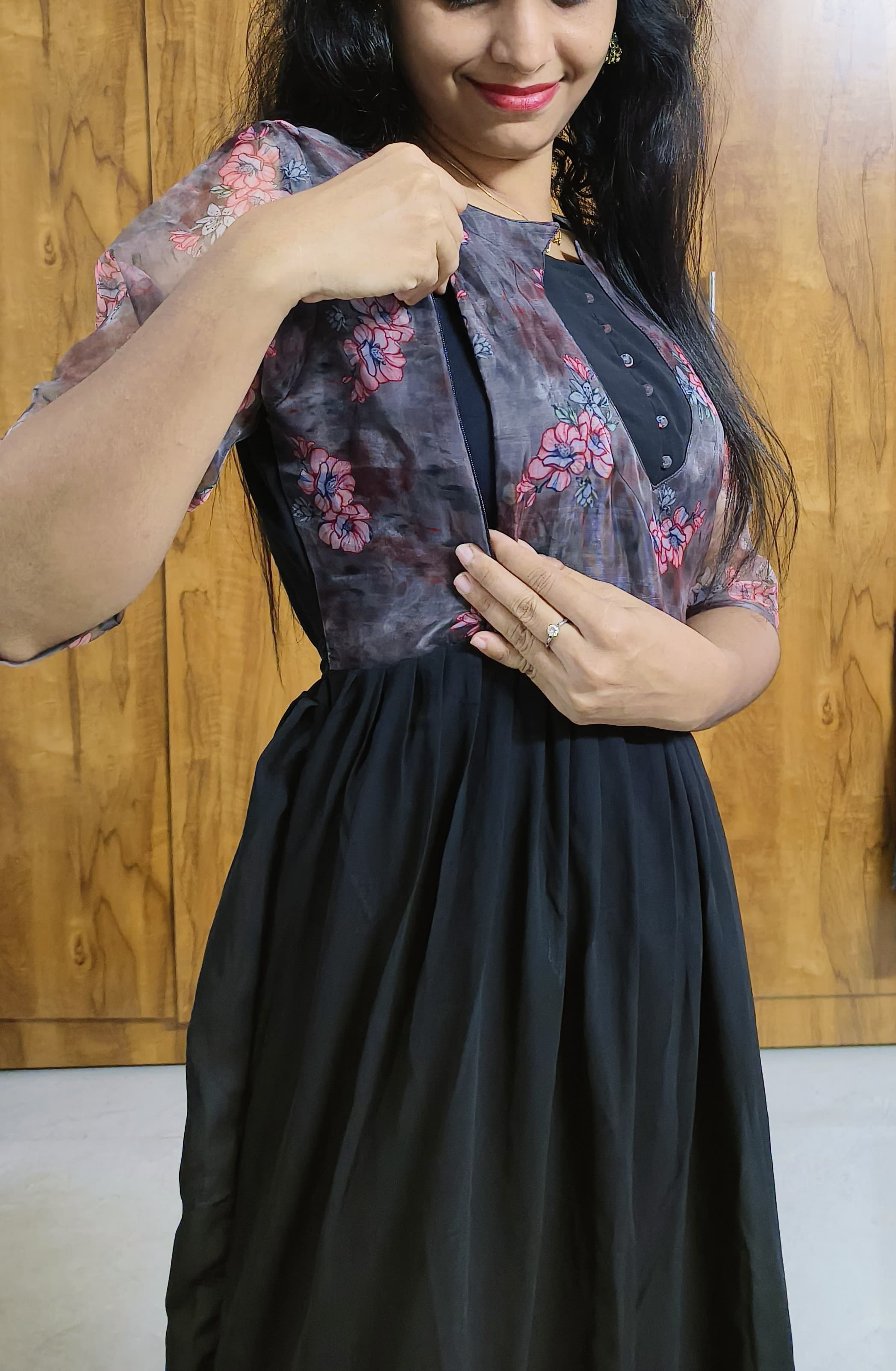 Anbarasi: Georgette & organza for maternity & feeding 