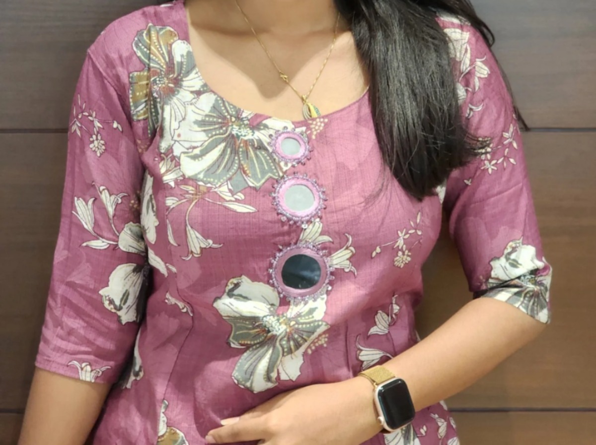 Anbarasi: Vatican Silk Co-Ord Set – Elegant Kurti & Pant Combo, Aarral India