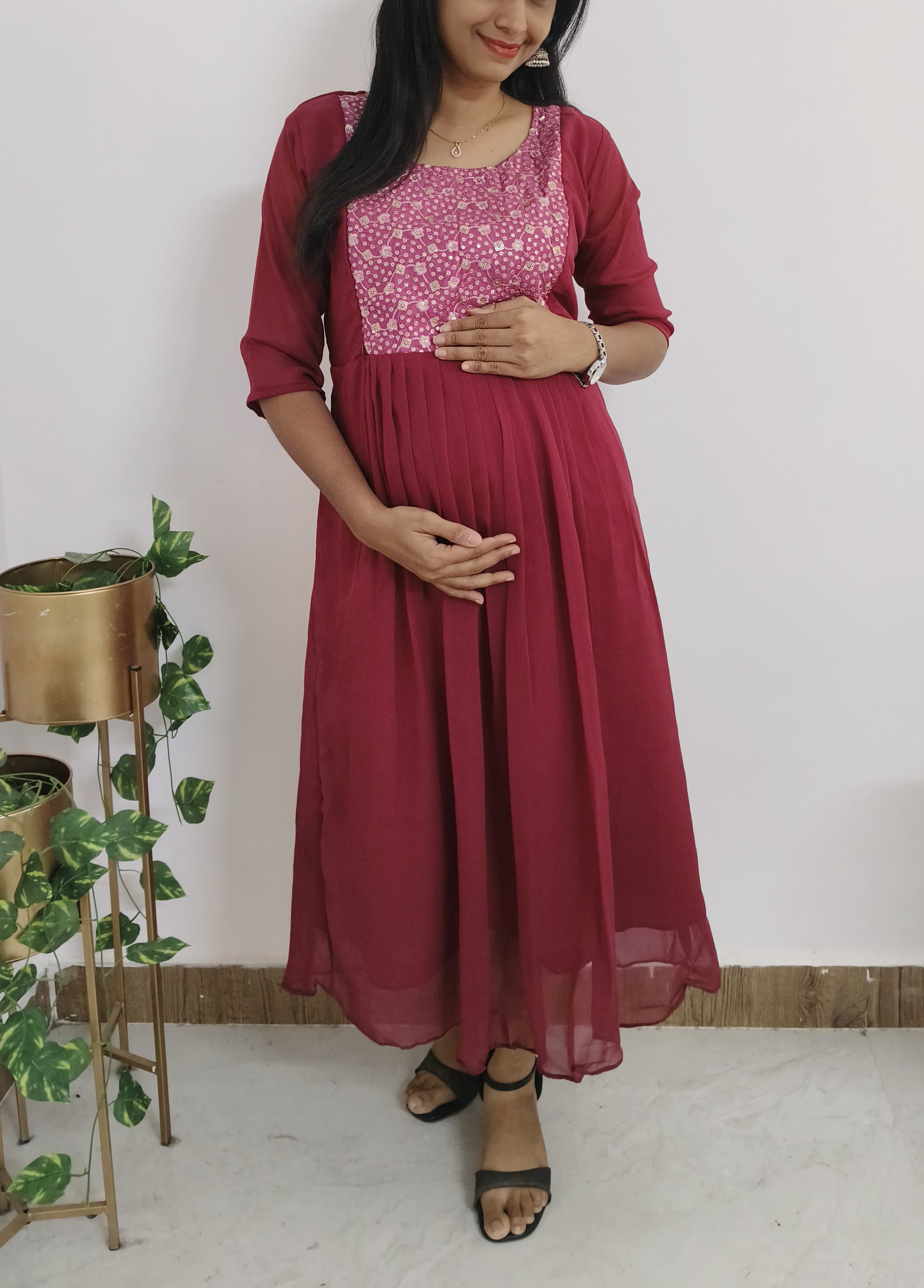 Anbarasi: Georgette Feeding Top with Full Lining & Invisible Zips – Aarral Maternity Wear