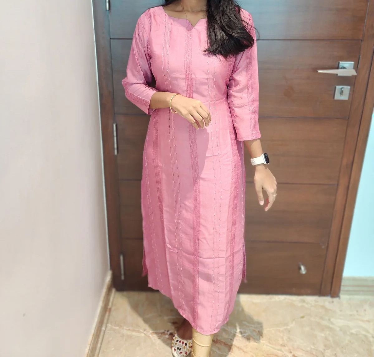 Anbarasi: Vichitra silk straight cut kurti