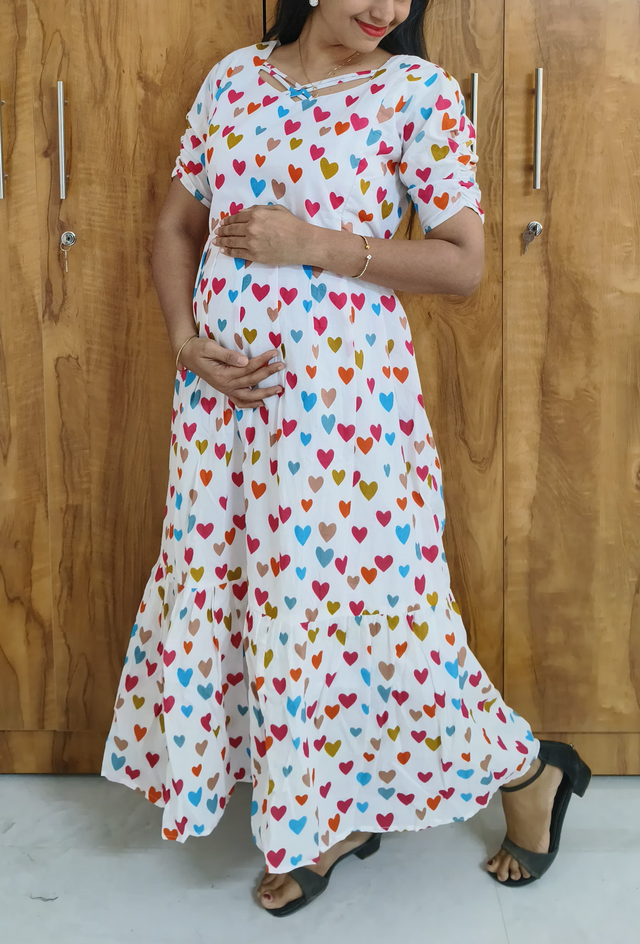Anbarasi: Cotton cambric premium stylish feeding dress