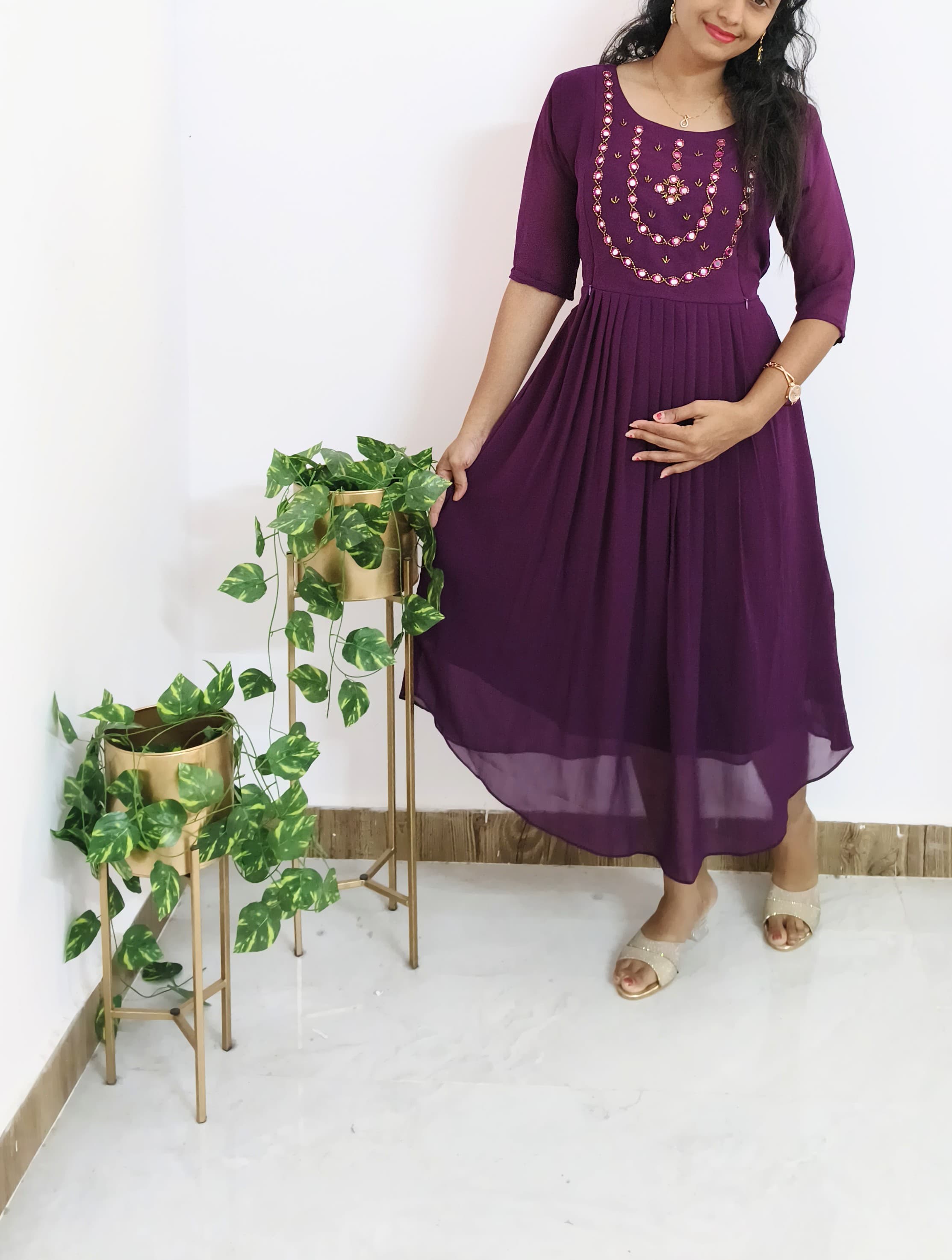 Anbarasi: Georgette Maternity Dress with Two-Side Invisible Zip - Comfortable, Feeding-Friendly Kurti (S to XXXL)